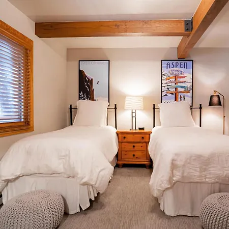 Lift One Condominiums - One, Two Three Bedroom Units Adjacent To Downtown Aspen Chambre photo