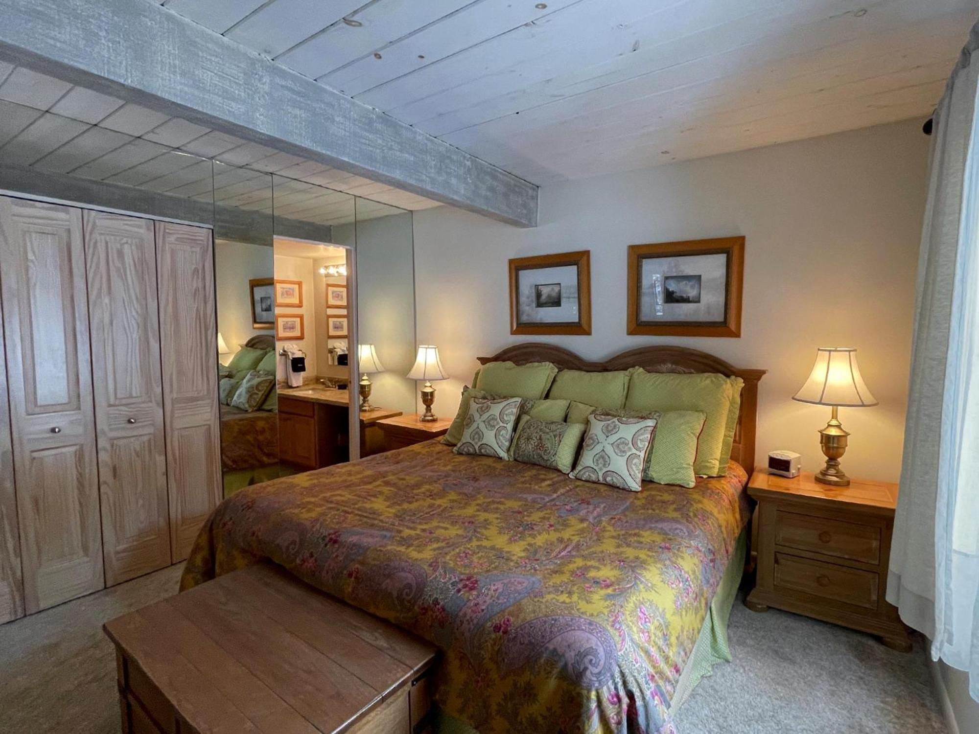 Lift One - One, Two, Three Bedroom Units Adjacent To Downtown Aspen