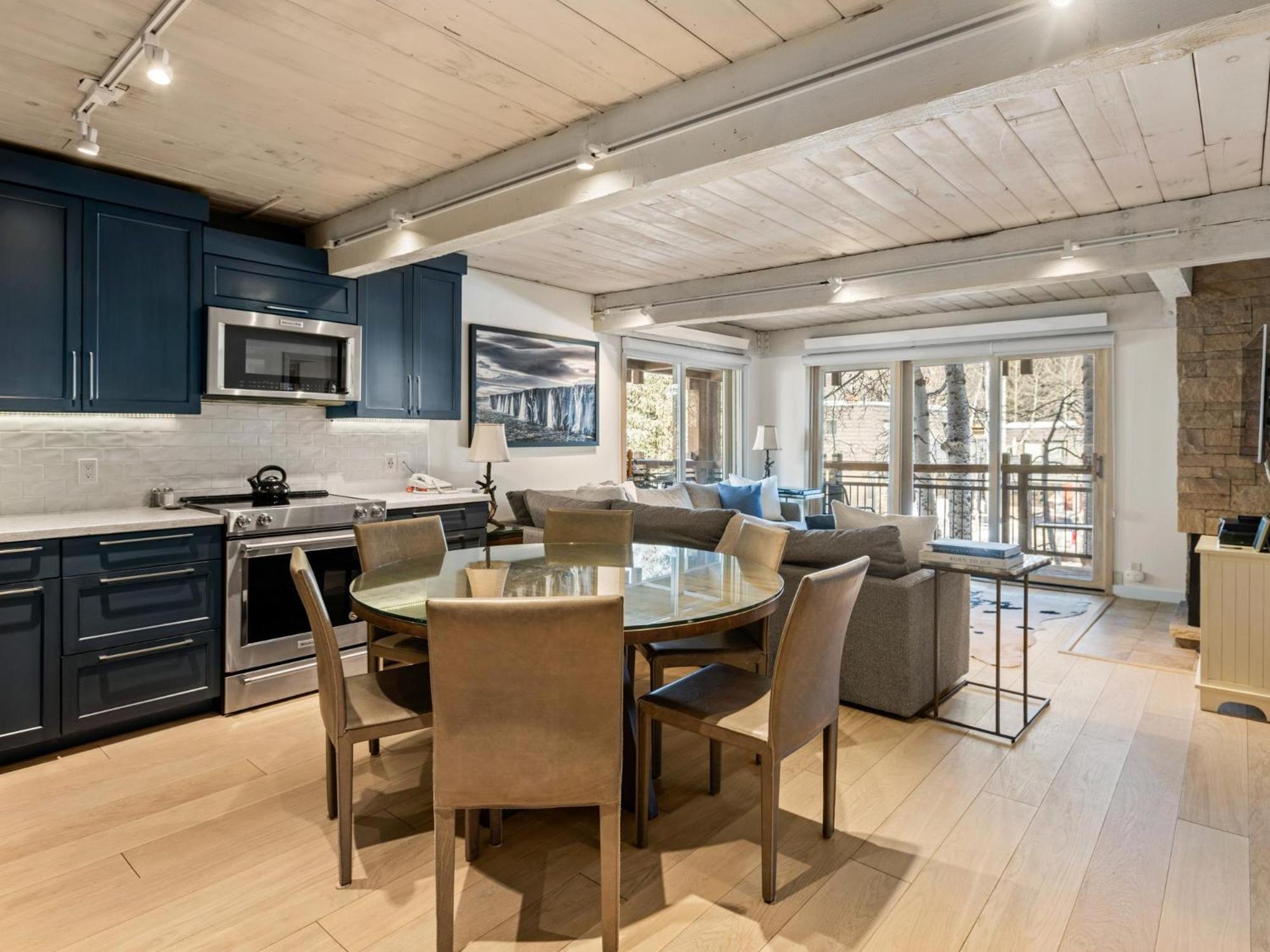 Apartamento Lift One - One, Two, Three Bedroom Units Adjacent To Downtown *