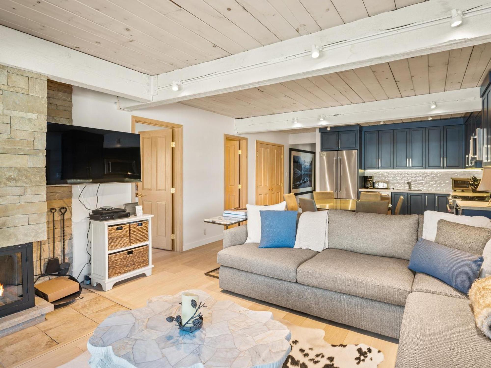 Lift One - One, Two, Three Bedroom Units Adjacent To Downtown Apartamento