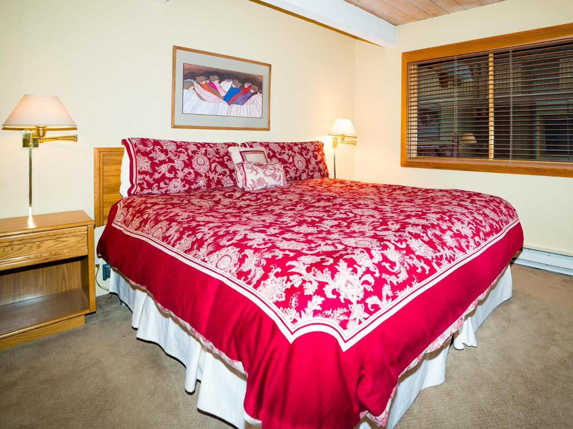 Lift One - One, Two, Three Bedroom Units Adjacent To Downtown Apartamento Aspen
