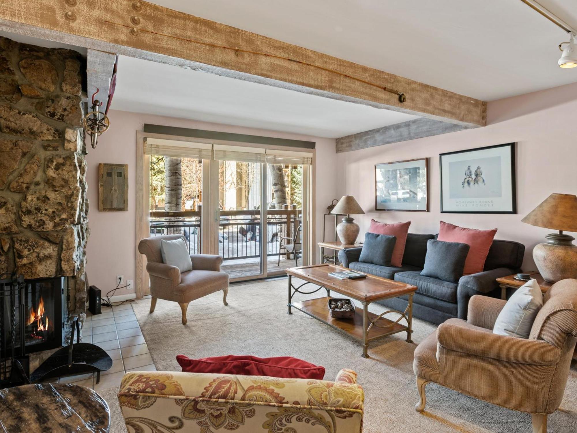 Lift One - One, Two, Three Bedroom Units Adjacent To Downtown Apartamento *