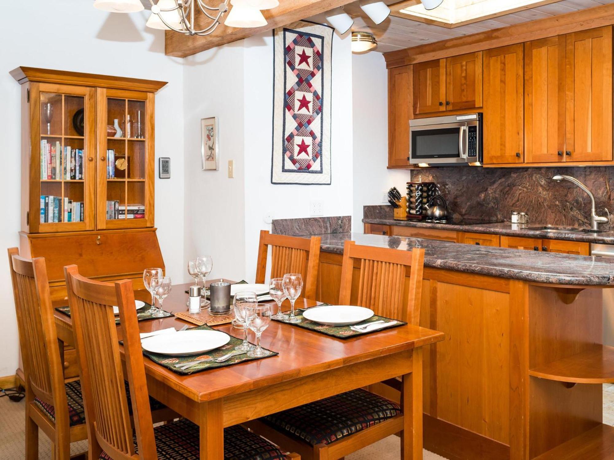 Lift One - One, Two, Three Bedroom Units Adjacent To Downtown Appartement *